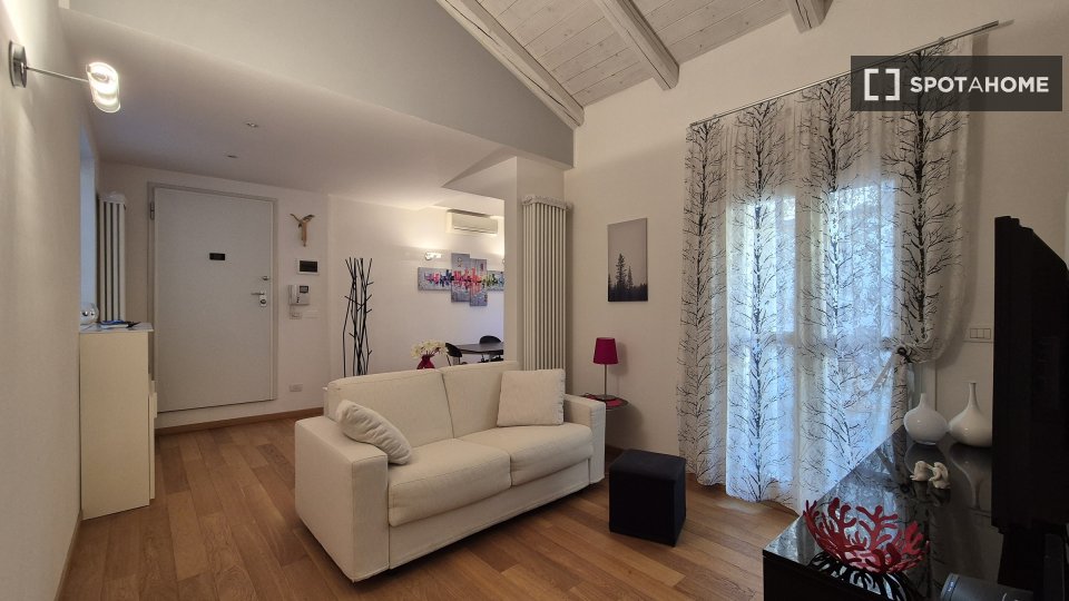 Apartment Bologna, 1 bed, 95m² — photo 1
