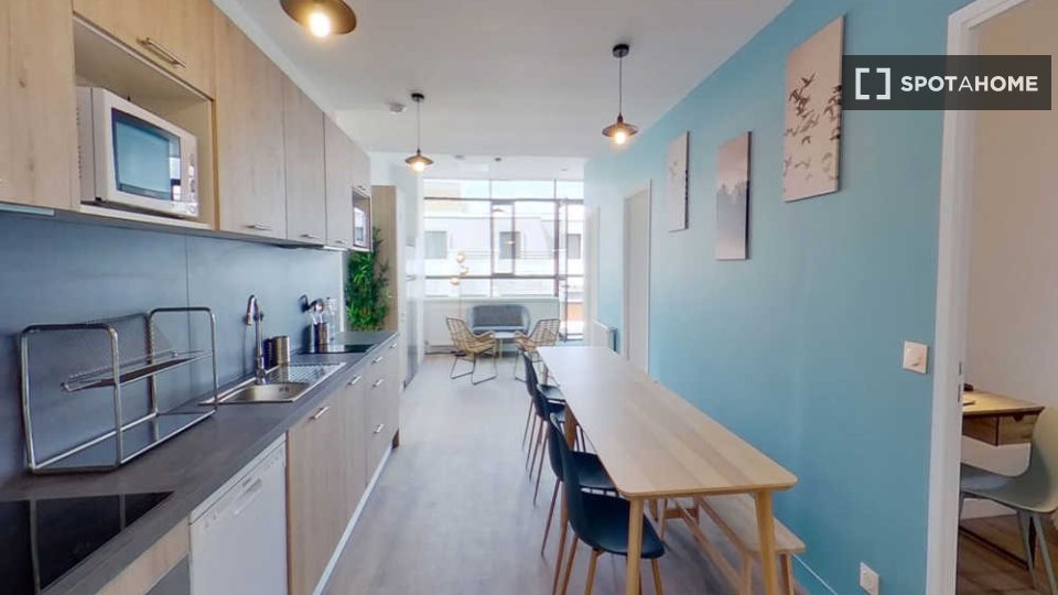Double room Paris, 7 beds, 130m² — photo 1