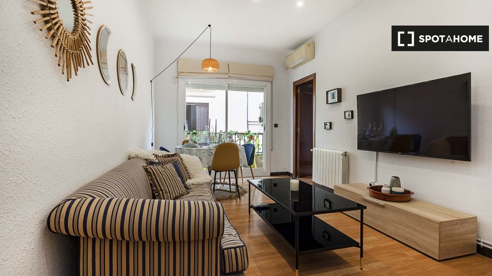 Apartment Barcelona, 3 beds, 70m² — photo 10
