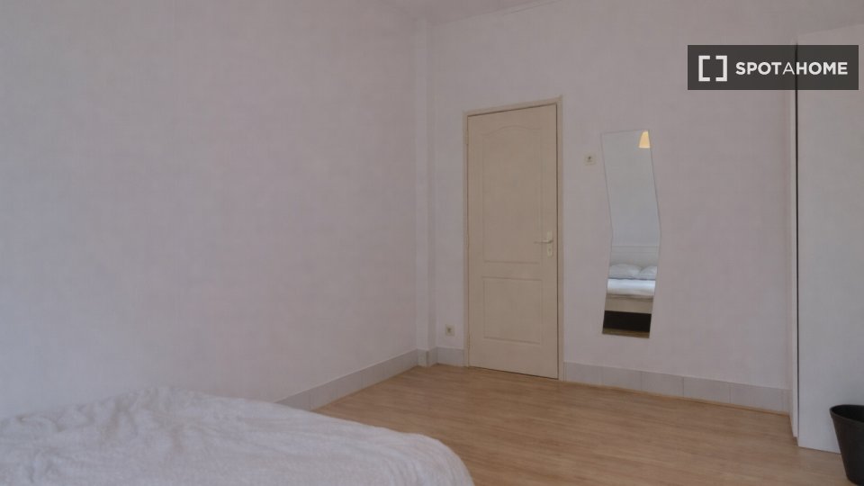Double room Lisbon, 6 beds, 115m² — photo 20