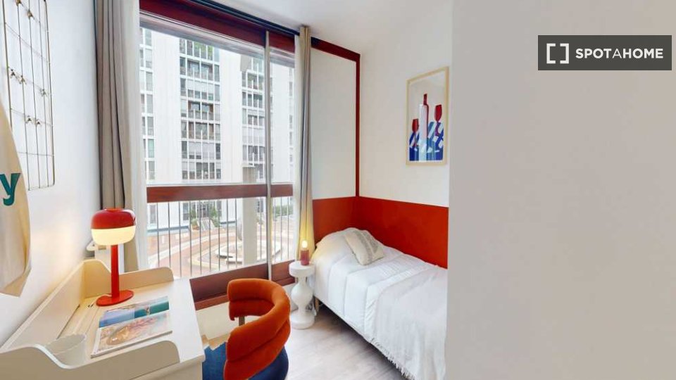Double room Paris, 3 beds, 60m² — photo 11