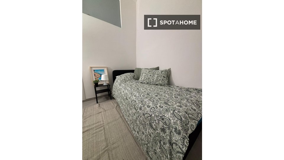 Double room Naples, 4 beds — photo 1