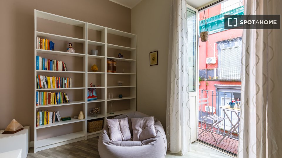 Apartment Naples, 1 bed, 60m² — photo 4