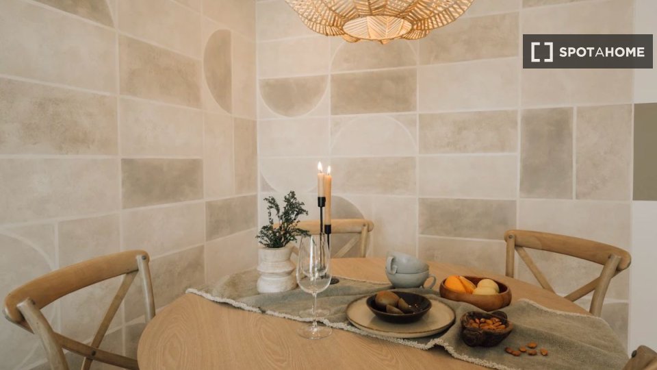 Apartment Lisbon, 1 bed — photo 11