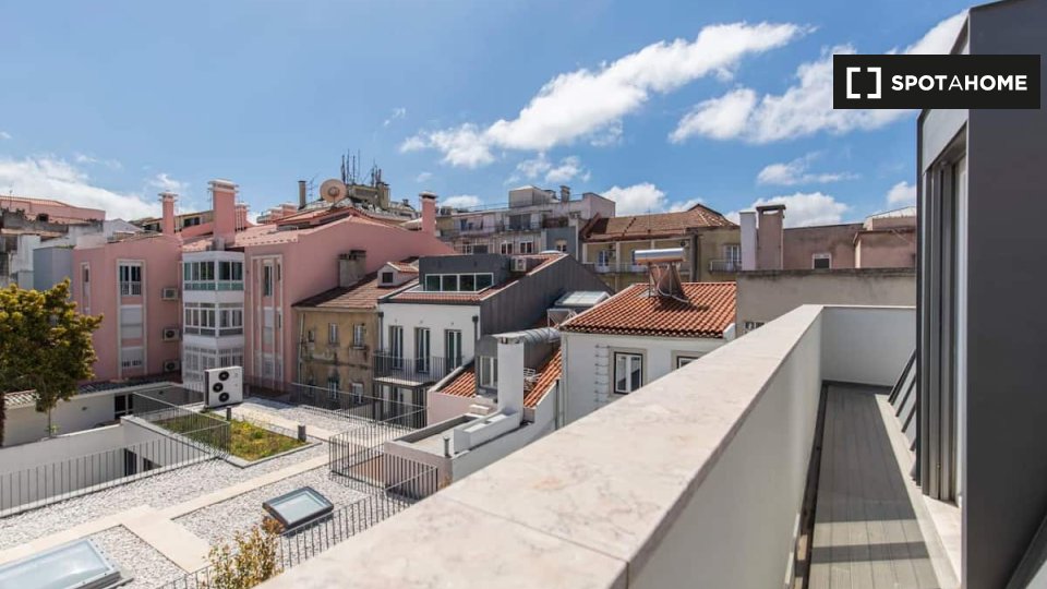 Apartment Lisbon, 2 beds — photo 15