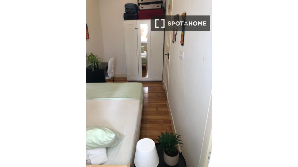 Apartment Lisbon, 2 beds, 65m² — photo 50