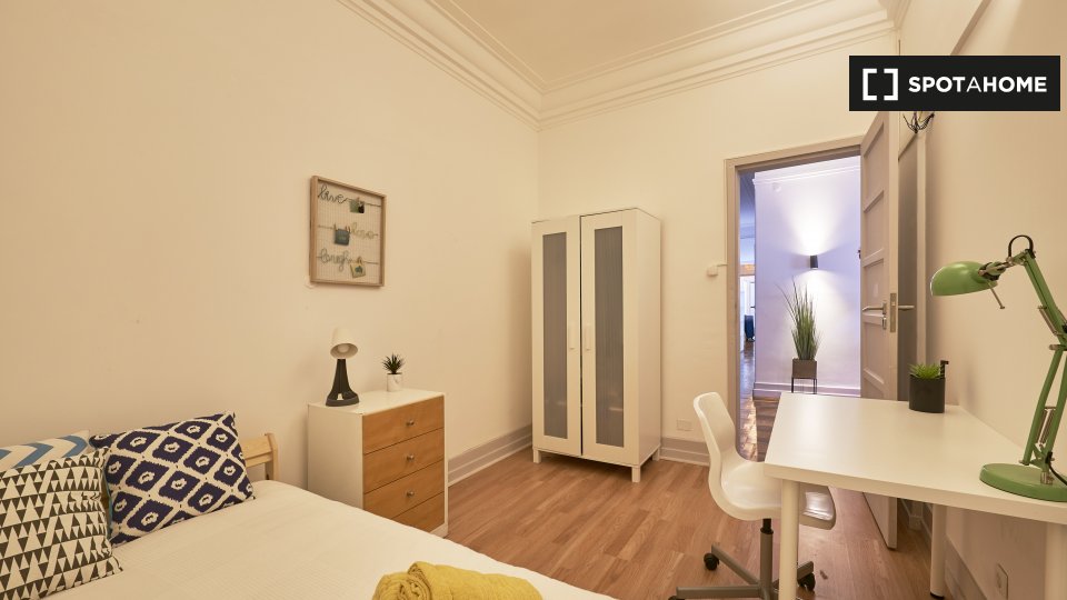 Double room Lisbon, 13 beds — photo 4
