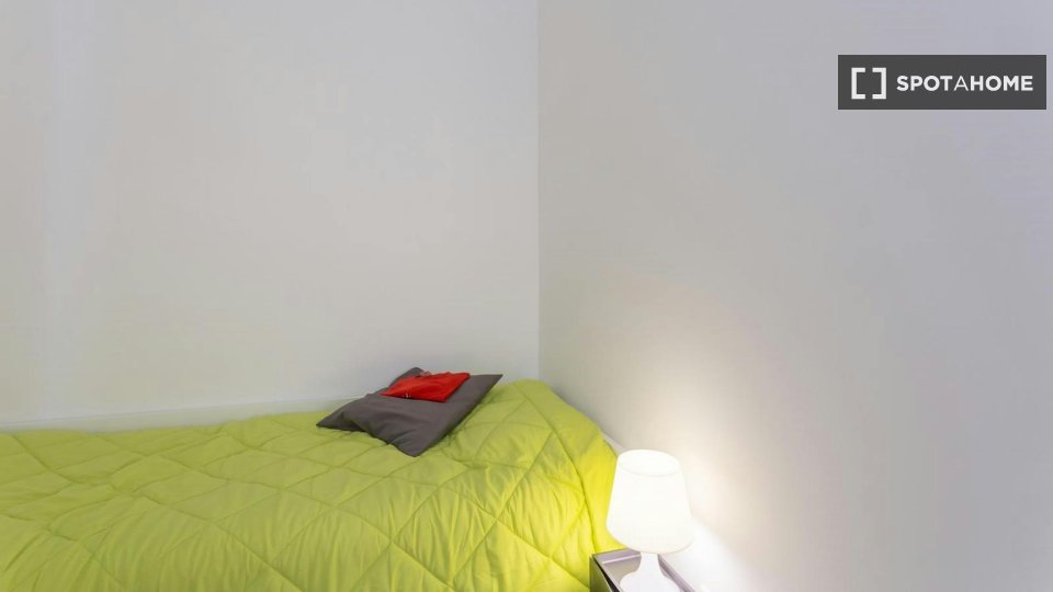 Double room Porto, 20 beds — photo 9