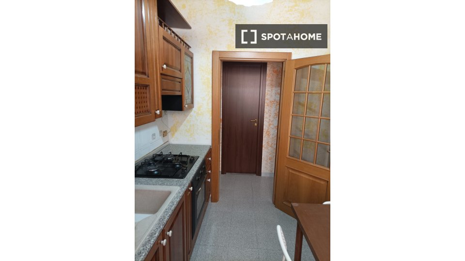 Double room Rome, 4 beds, 105m² — photo 6