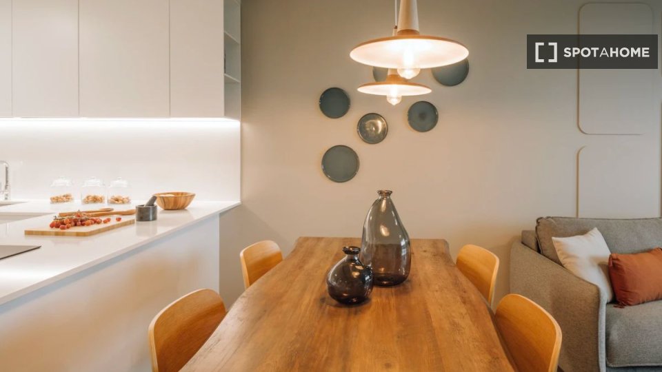 Apartment Lisbon, 1 bed — photo 1