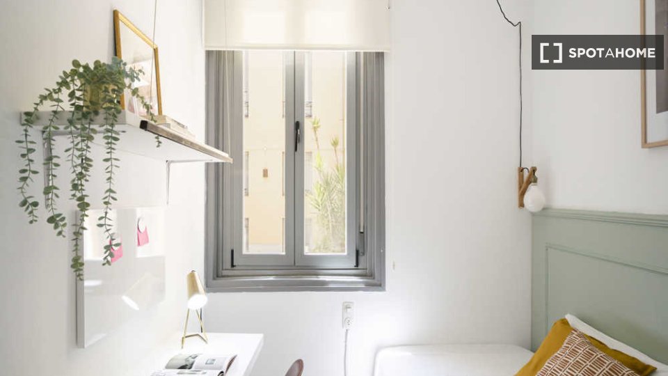 Double room Madrid, 68 beds, 2620m² — photo 66