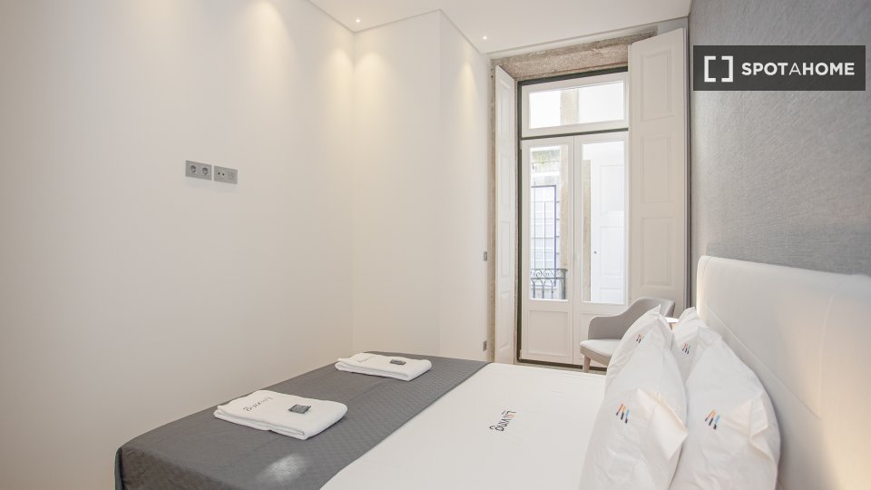 Apartment Porto, 1 bed, 52m² — photo 11