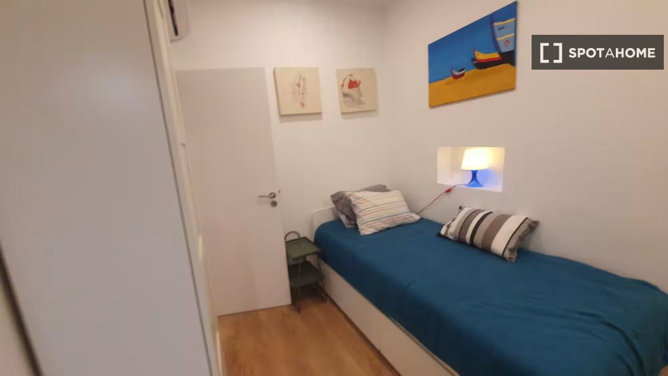 Apartment Lisbon, 3 beds — photo 14