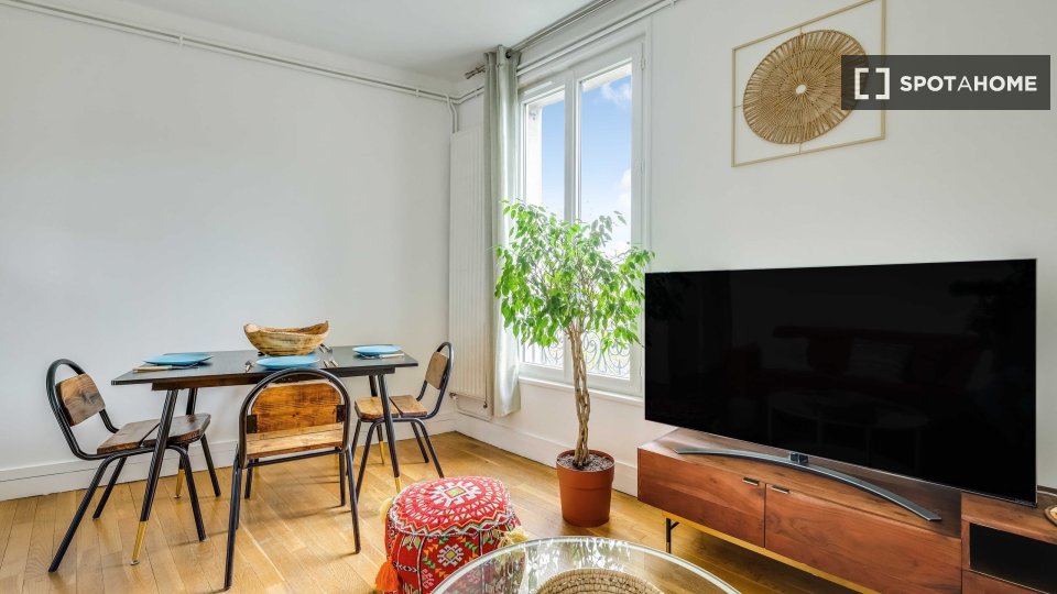 Apartamento París, 2 habitaciones, 56m² — foto 14