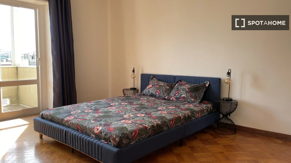 Double room Lisbon, 6 beds — photo 12