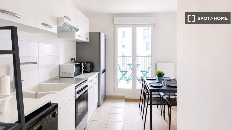 Chambre double Paris, 4 chambres — photo 21