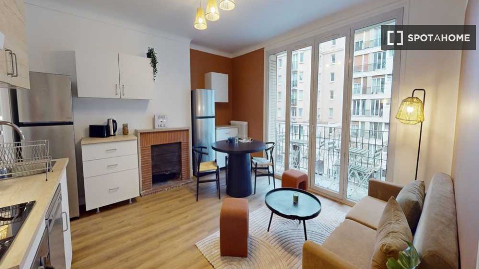 Double room Paris, 5 beds, 110m² — photo 16