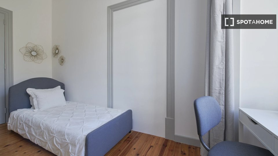 Double room Lisbon, 10 beds — photo 2