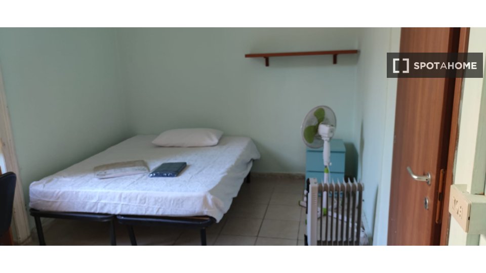 Double room Naples, 5 beds, 120m² — photo 11