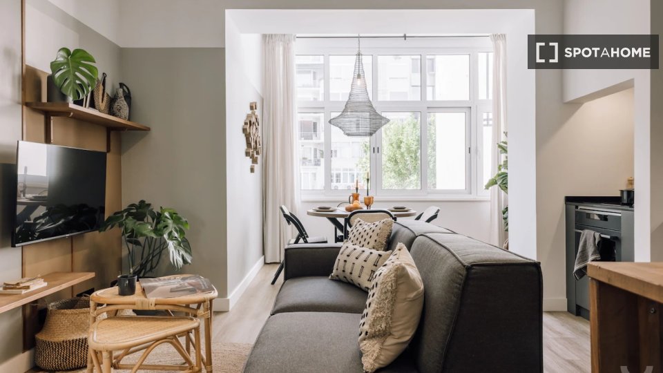 Apartment Lisbon, 1 bed, 49m² — photo 14