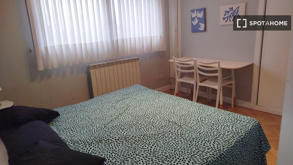 Double room Madrid, 4 beds — photo 5