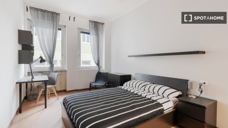 Double room Milan, 12 beds, 320m² — photo 2