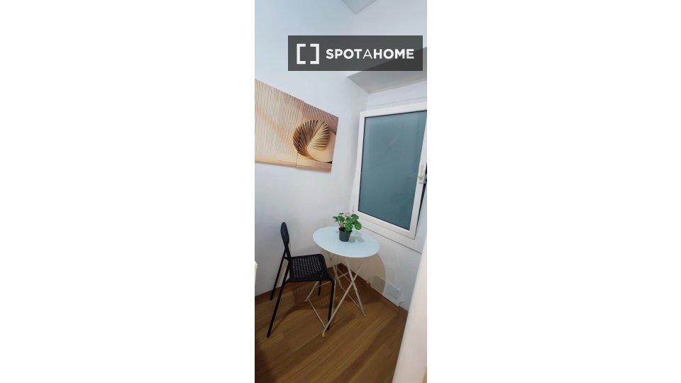 Apartment mono Barcelona, 15m² — photo 2