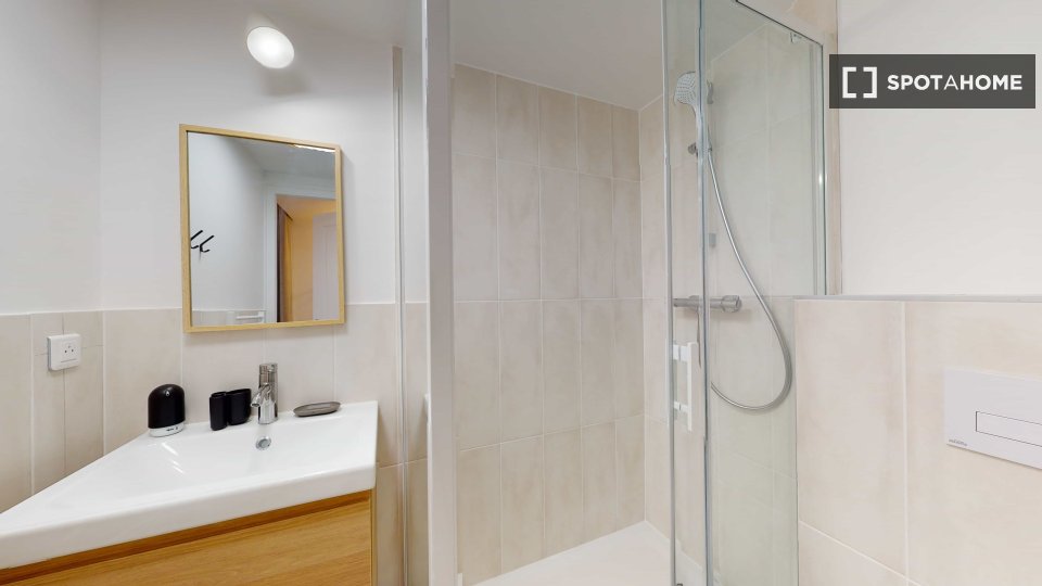 Double room Paris, 14 beds — photo 17