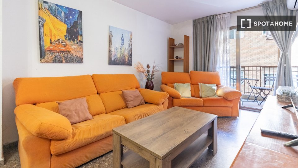 Apartment Valencia, 4 beds — photo 22