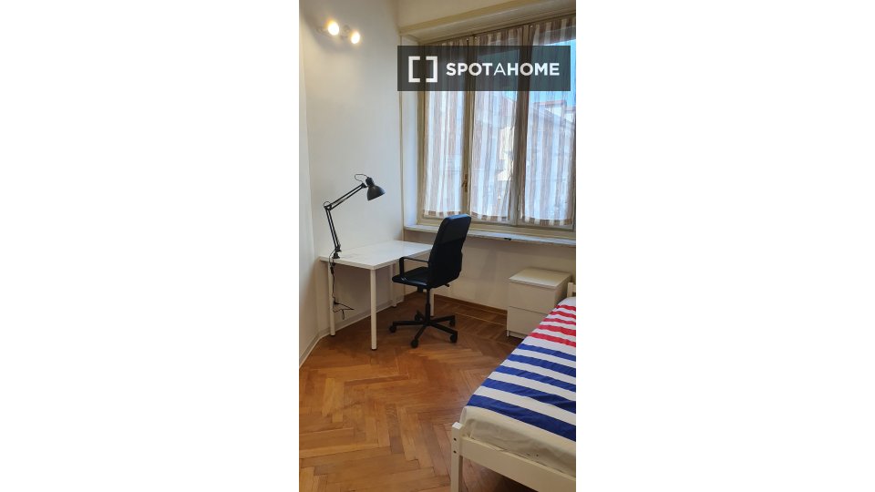 Camera doppia Torino, 6 camere, 182m² — foto 3