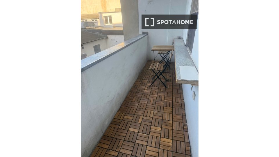Double room Dusseldorf, 4 beds, 100m² — photo 6