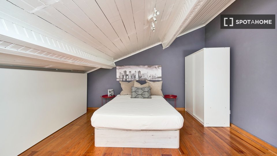 Double room Lisbon, 8 beds — photo 12