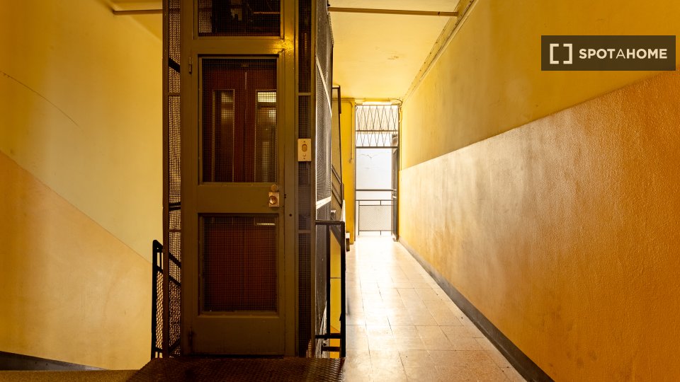 Apartment Milan, 2 beds, 75m² — photo 18