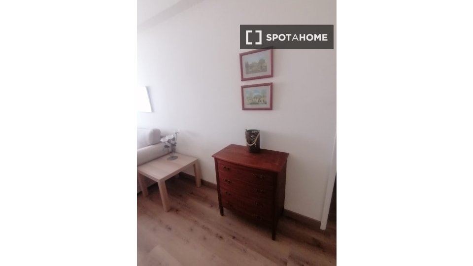 Apartment mono Lisbon, 60m² — photo 6