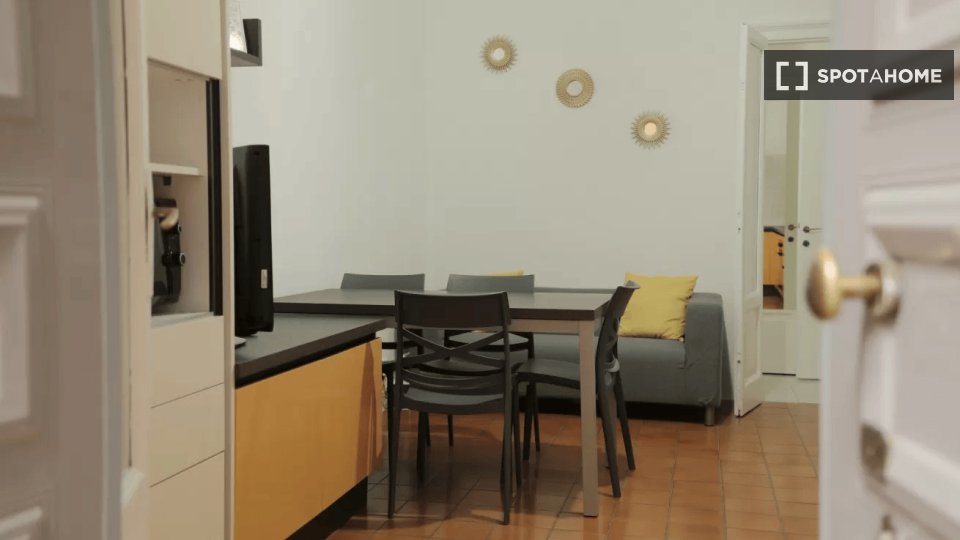 Apartment Milan, 1 bed, 60m² — photo 2