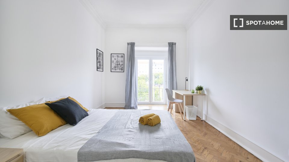 Double room Lisbon, 7 beds — photo 19