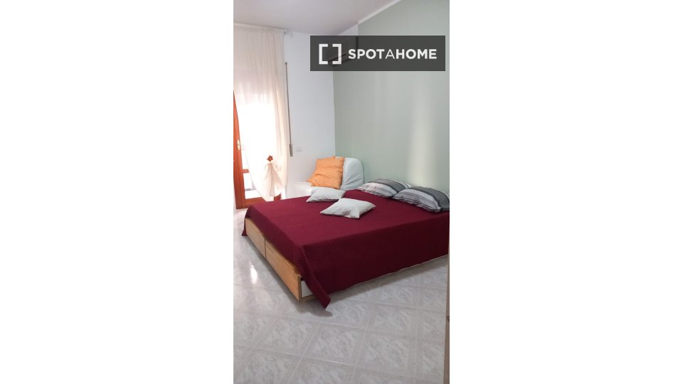 Double room Rome, 3 beds, 75m² — photo 72