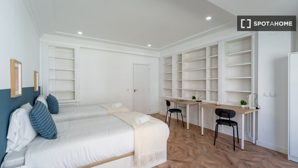 Double room Madrid, 7 beds — photo 6