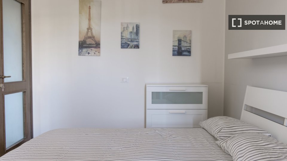 Double room Milan, 6 beds, 127m² — photo 12