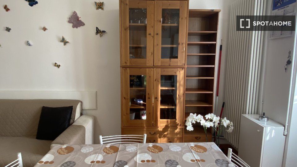 Apartment Milan, 1 bed, 50m² — photo 11