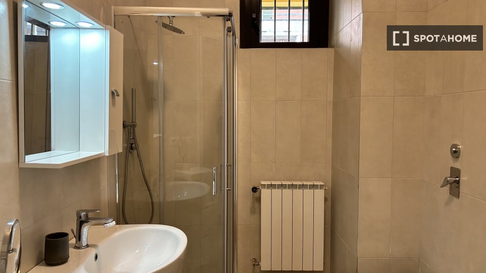 Apartment Milan, 1 bed, 53m² — photo 12