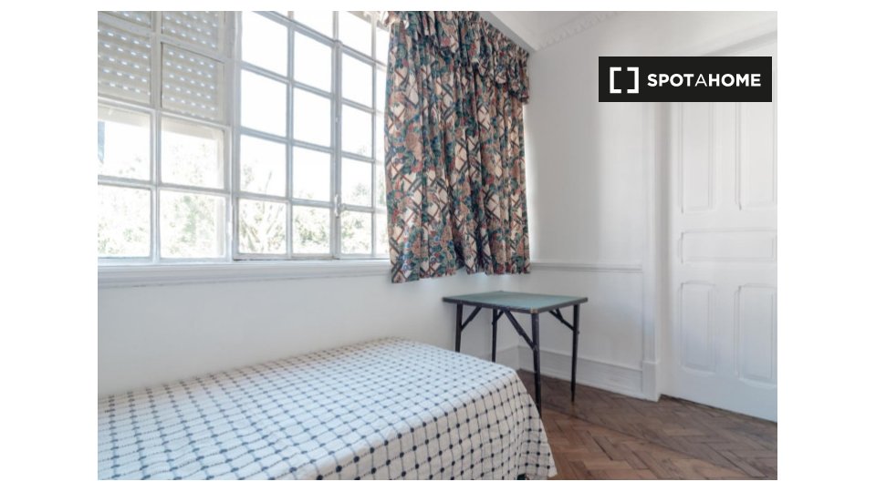 Double room Lisbon, 6 beds — photo 3