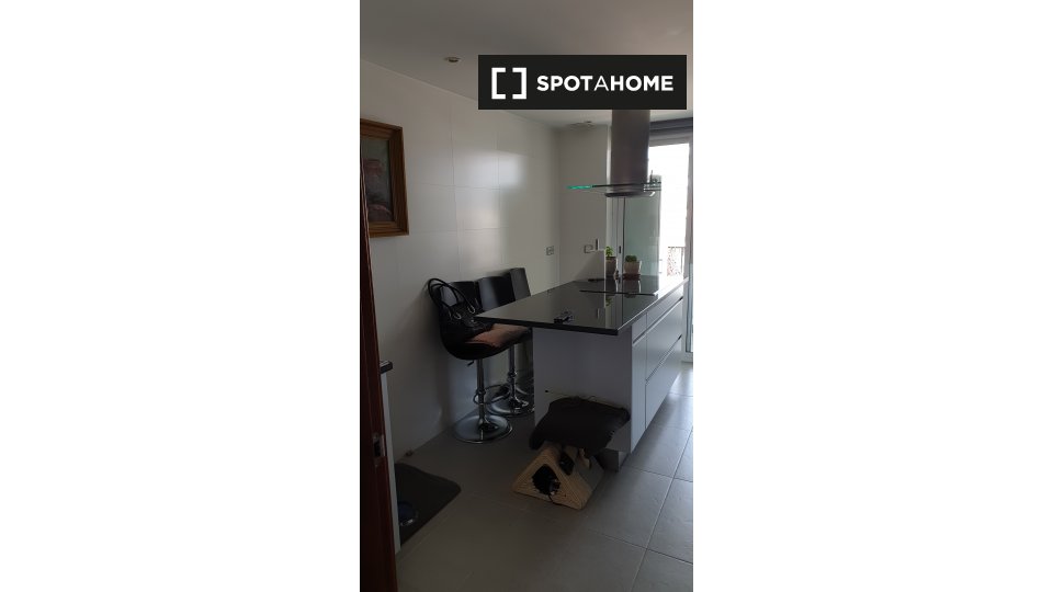 Double room Alicante, 2 beds — photo 6