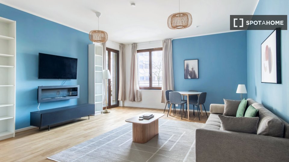 Apartment Berlin, 2 beds, 81m² — photo 2