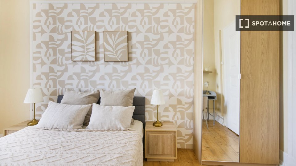 Double room Lisbon, 8 beds — photo 12