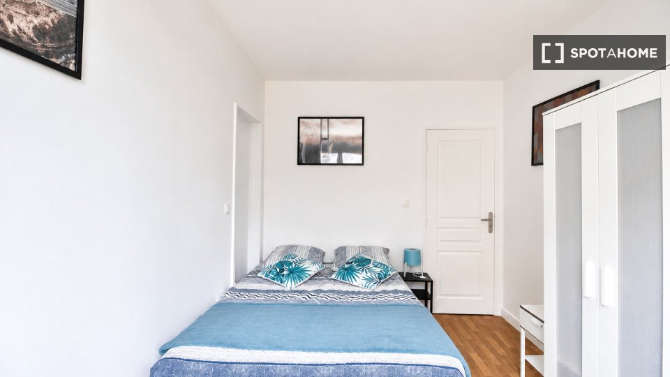 Chambre double Paris, 4 chambres — photo 36