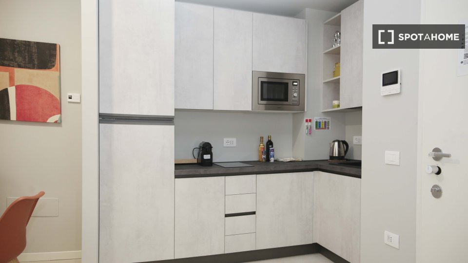 Apartment Milan, 1 bed, 40m² — photo 11