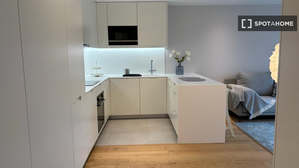 Apartment Porto, 1 bed, 60m² — photo 15
