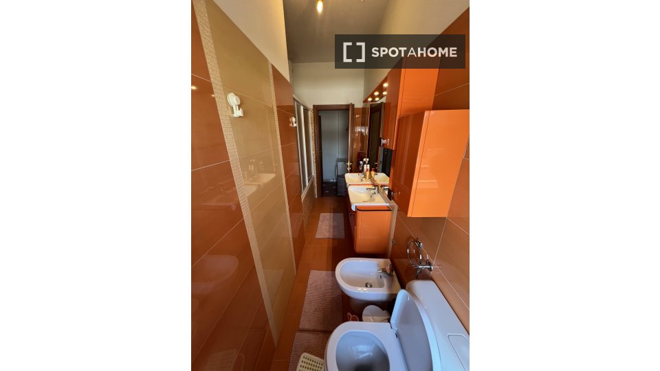 Apartment Turin, 2 beds, 57m² — photo 8