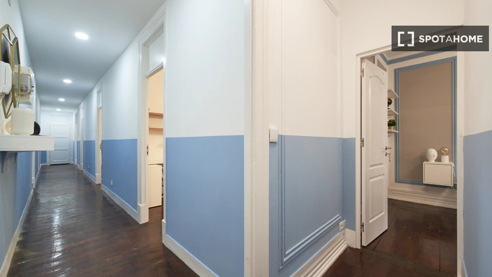 Double room Lisbon, 7 beds — photo 5